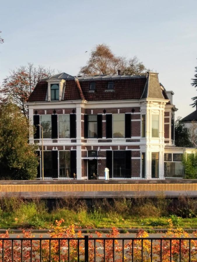 Villa Benvenuto Дирен Екстериор снимка
